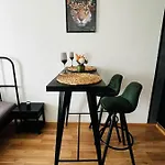 Attraktives Mit Dem Blick Auf Den Apartament *